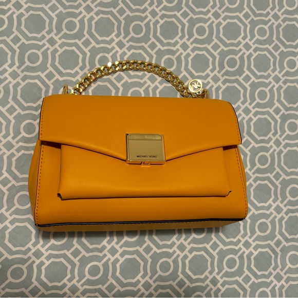 Michael Kors Lola Bag Medium - Picture 3 of 8